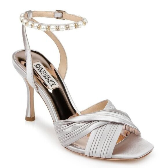 Badgley Mischka Tawny Twist Front Sandal - Picture 1 of 7